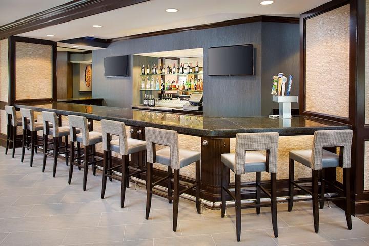 Pet Friendly DoubleTree Hotel Baltimore - BWI Airport
