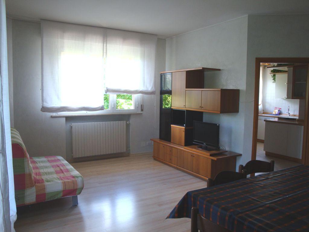 Pet Friendly Apartment 30 Meters from the Sea