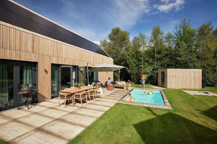 Pet Friendly High-Tech Holiday Home with Sauna