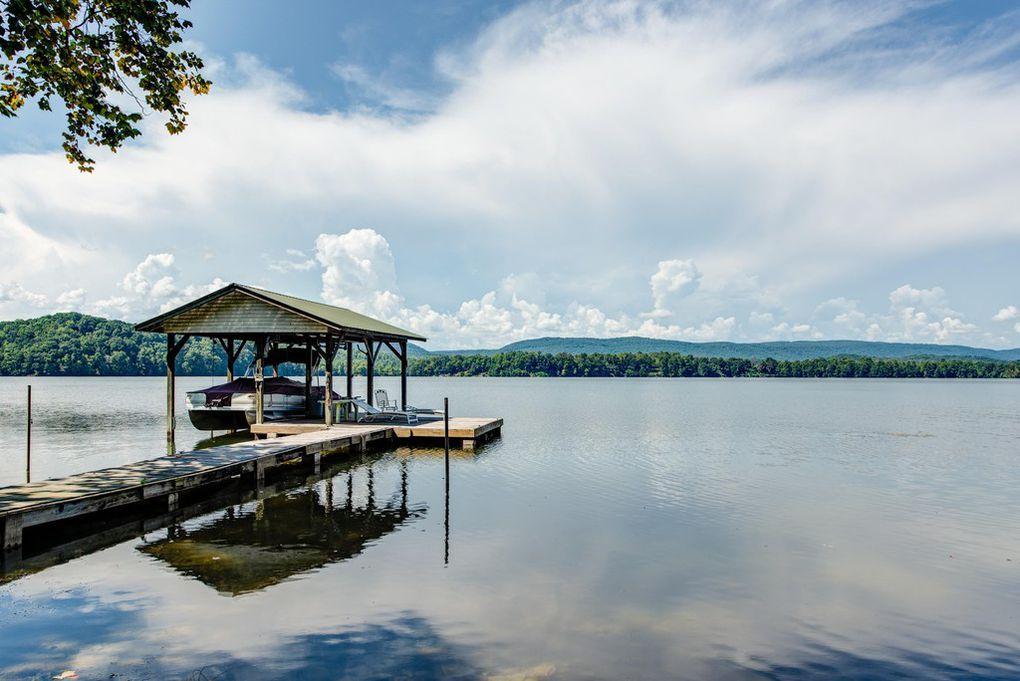 Pet Friendly Vacation Rentals In Watts Bar Lake Tn Bringfido