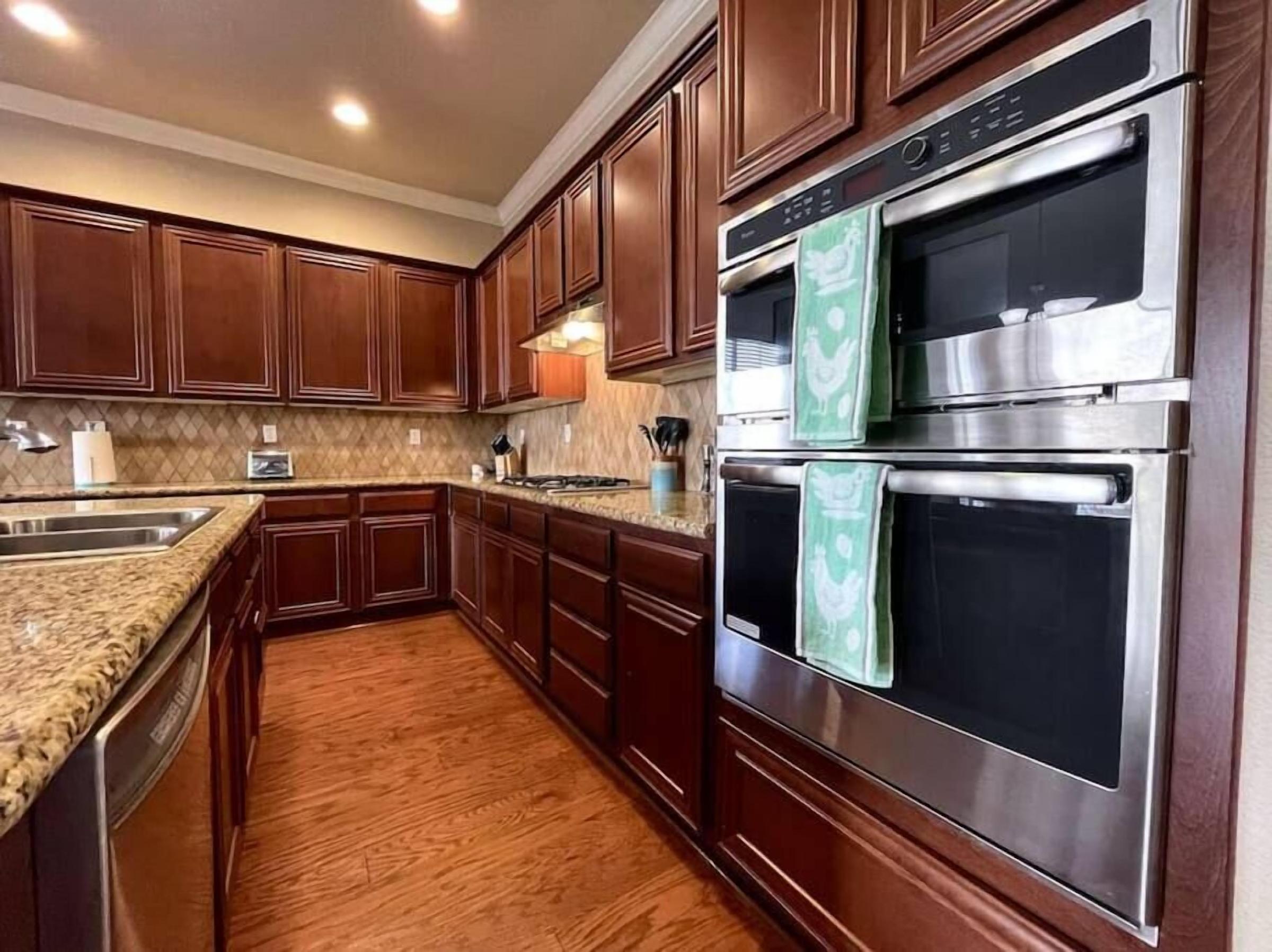 Pet Friendly West Sierra