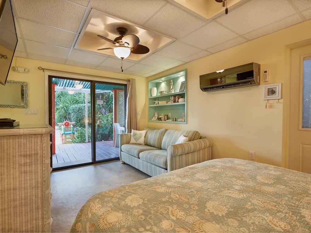 Coquina Cottage on the Beach Pet Policy