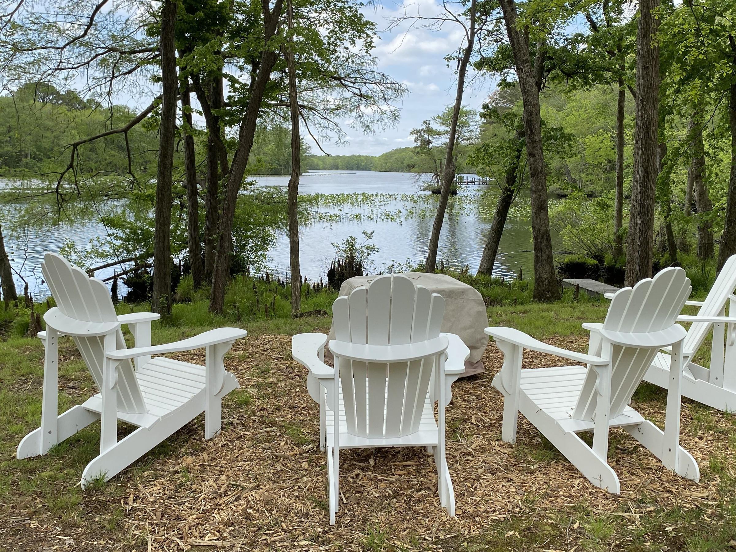 Pet Friendly Cottage at Red Landing