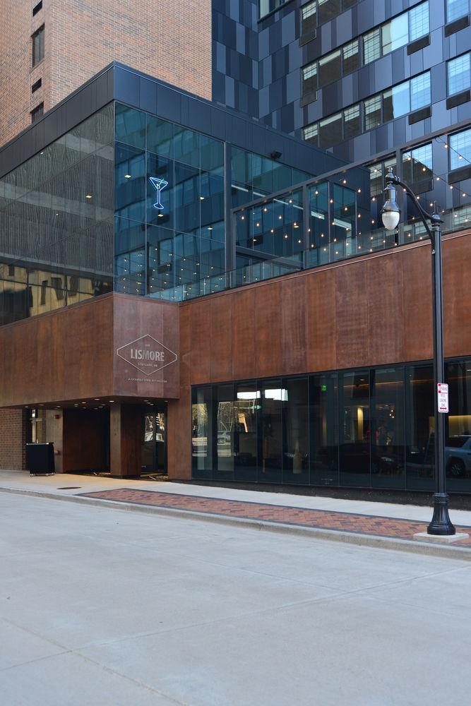 The Lismore Hotel Eau Claire a DoubleTree by Hilton Hotel Pet Policy