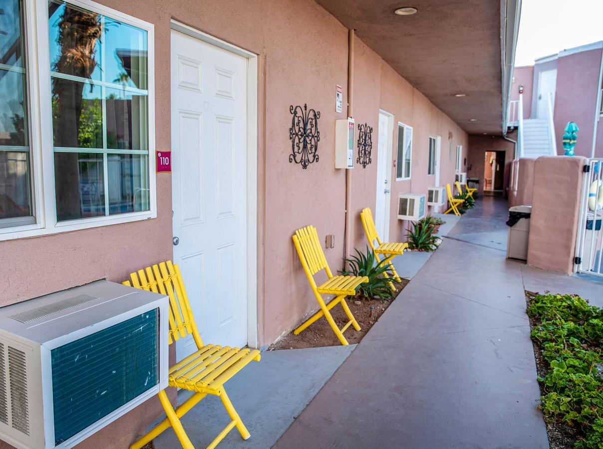 The Inn at Palm Springs Pet Policy