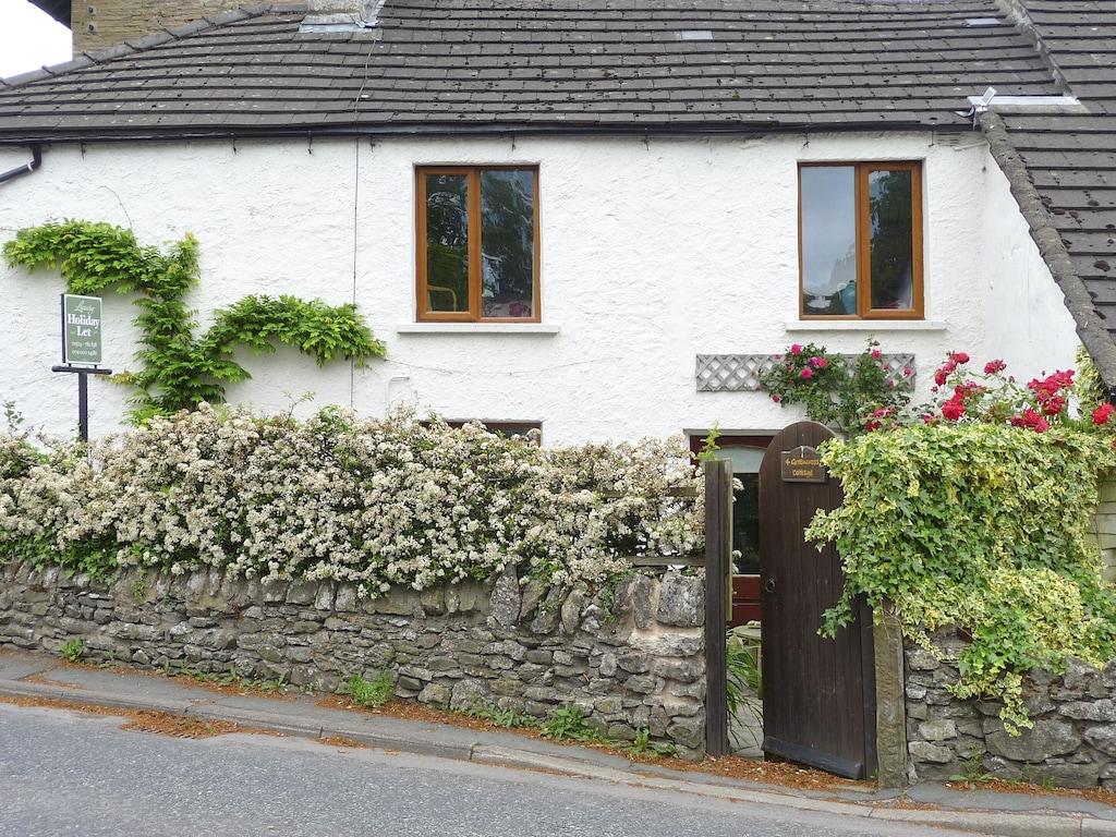 Pet Friendly 4 Greencross Cottages