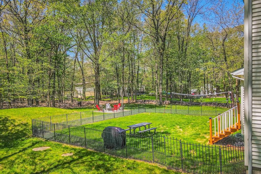 Penn Forest Paradise Pet Policy