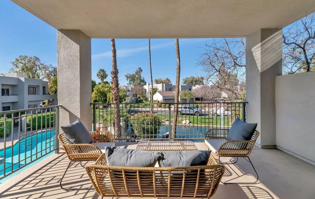 Gainey Ranch Condo in Heart of Scottsdale Pet Policy