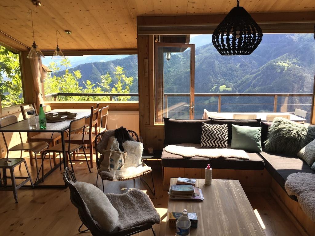 Pet Friendly Chalet at the Foot of the Mechanical Rest