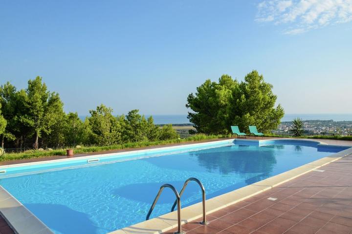 Pet Friendly Luxurious Holiday Home in Cropani Marina with Pool