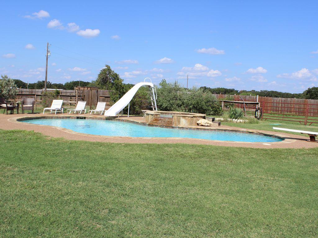 Pet Friendly Hotels In Burleson Tx Bringfido