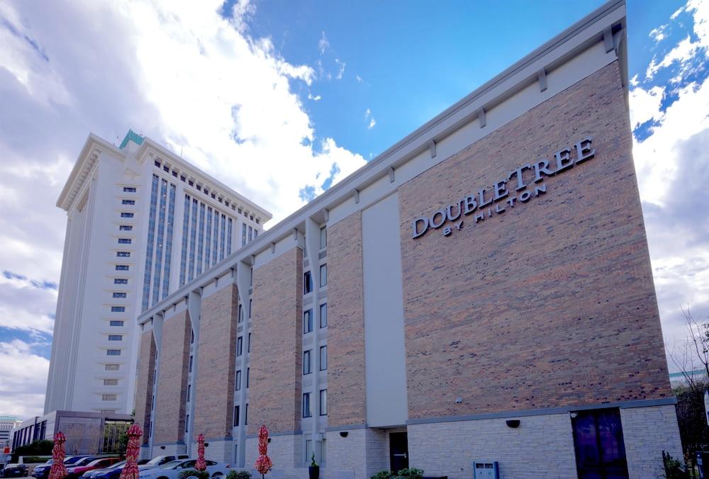 Pet Friendly Doubletree by Hilton Hotel Montgomery Downtown
