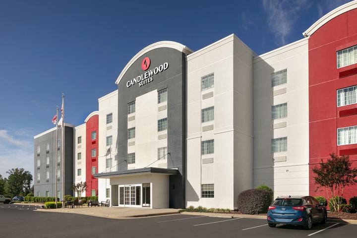Pet Friendly Candlewood Suites Fayetteville Fort Bragg an IHG Hotel