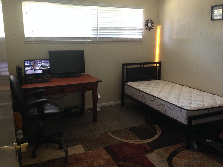 Lancaster Airbnb Rentals Pet Policy