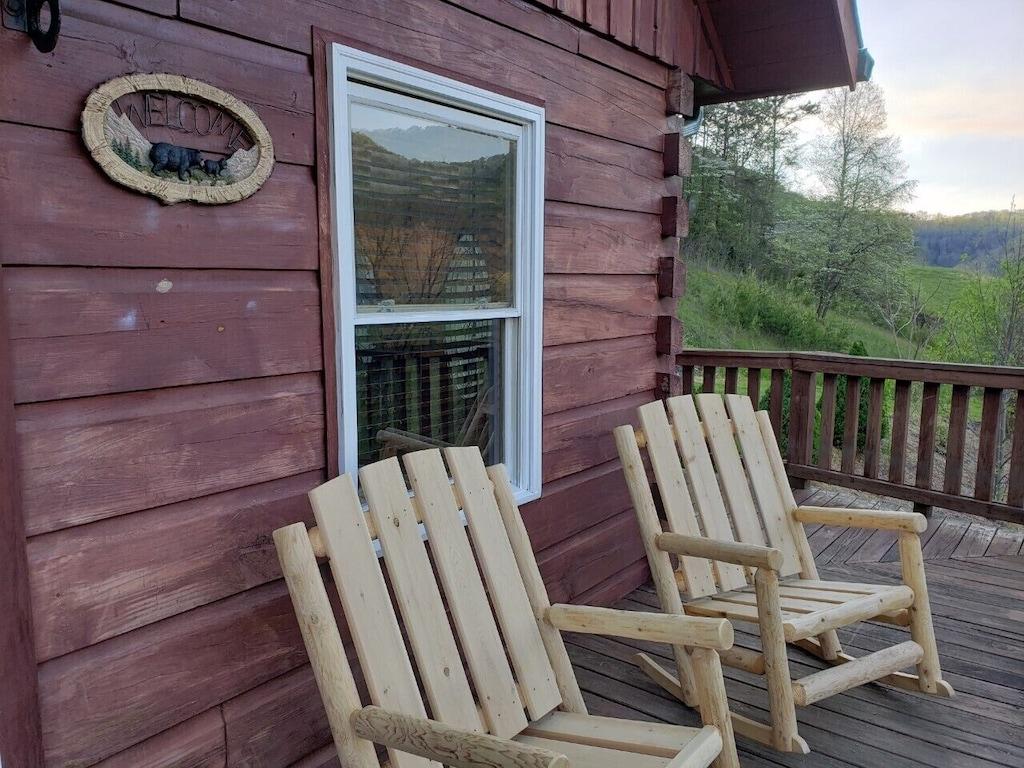 Pet Friendly The Haven at Beech Creek