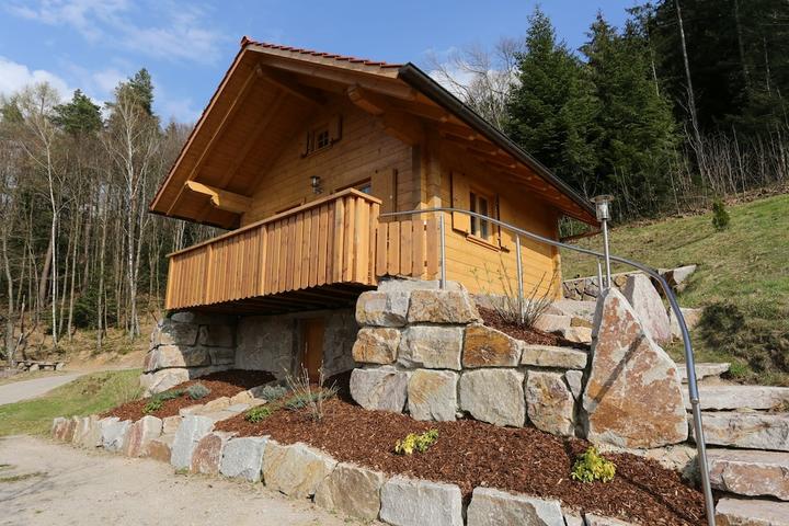 Pet Friendly Pretty 1BR Chalet with Countryside Views Lhs04167