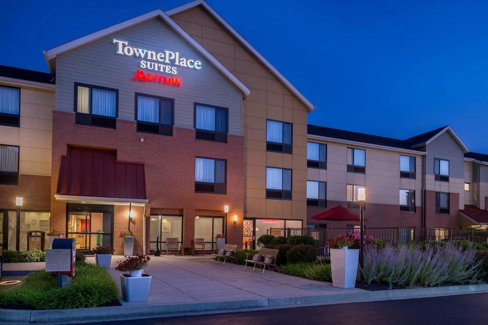 Pet Friendly TownePlace Suites by Marriott Huntington