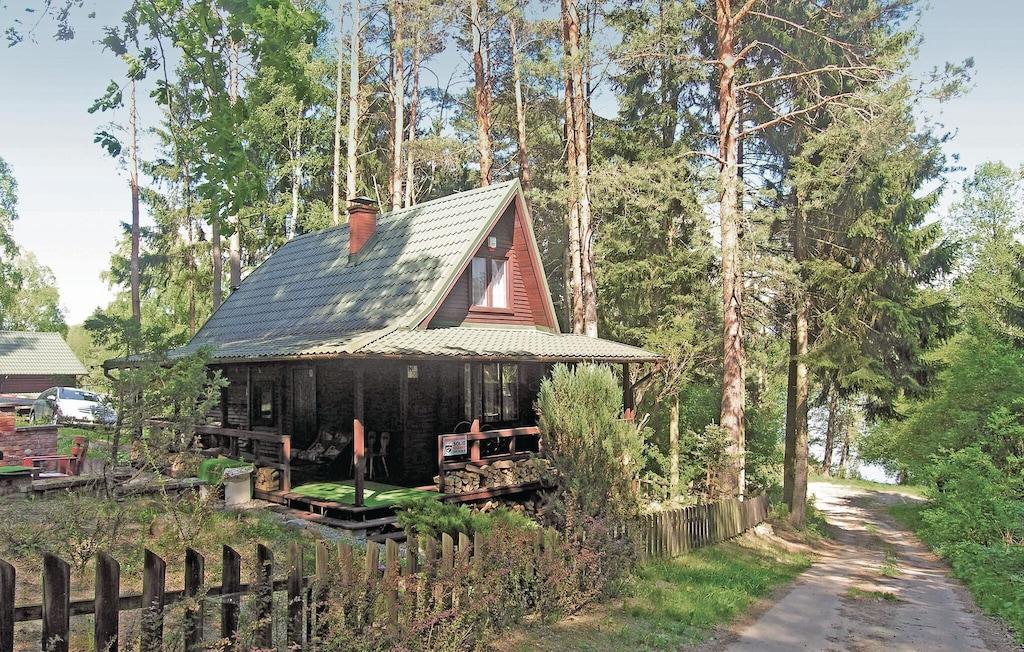 Pet Friendly Amazing 2-Bedroom Home in Barczewo