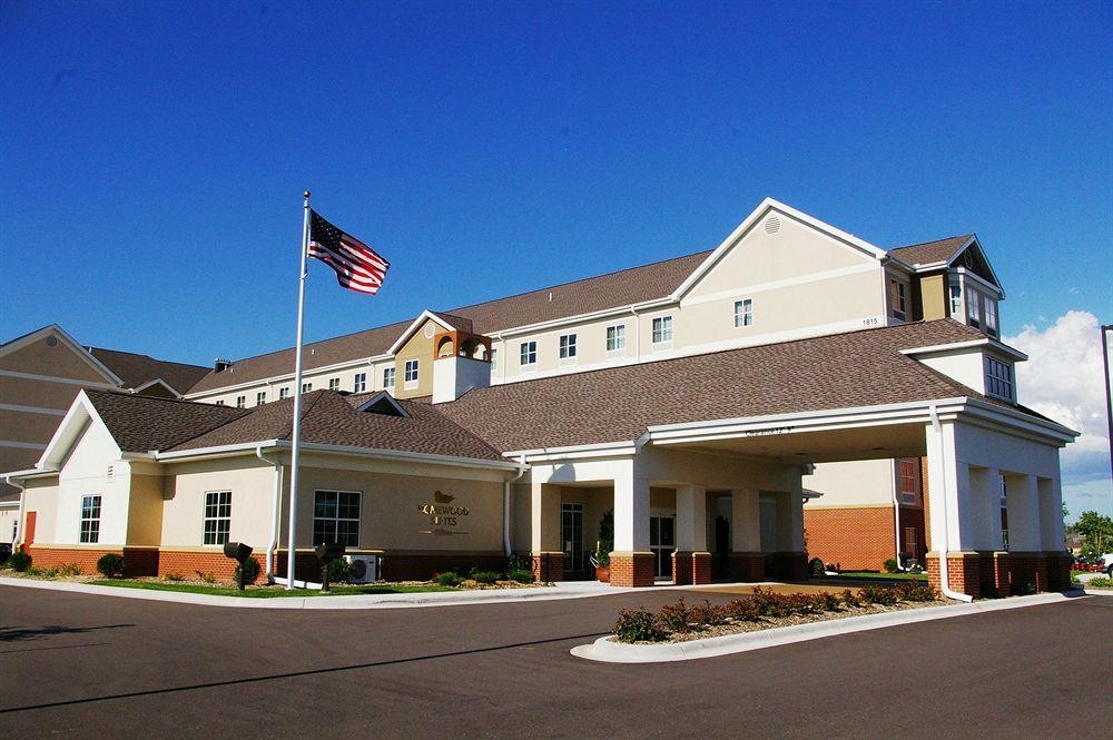 Homewood Suites Hilton Minneapolis-New Brighton Pet Policy