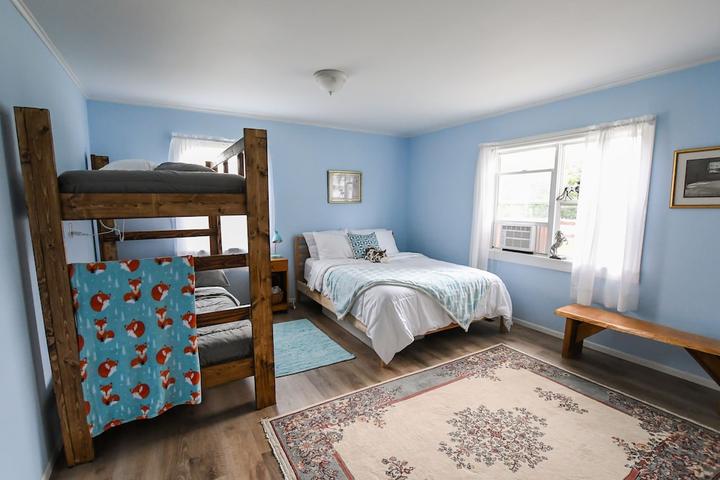 Pet Friendly The Painted Pony Cottage