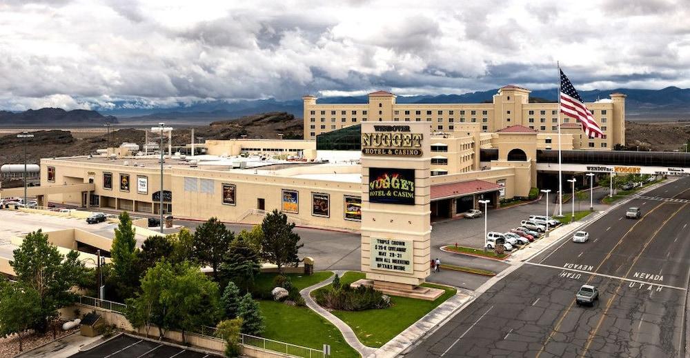Pet Friendly Wendover Nugget Hotel & Casino by Red Lion Hotels