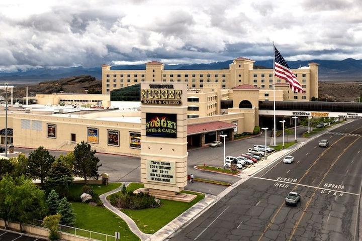 Pet Friendly Wendover Nugget Hotel & Casino by Red Lion Hotels