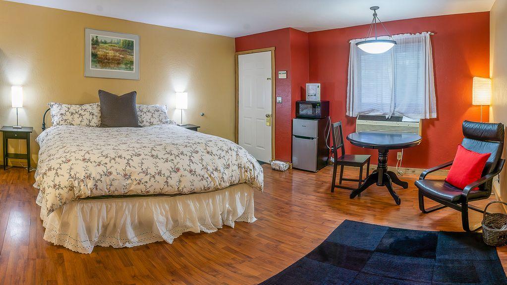 Lodge Room 5 Pet Policy