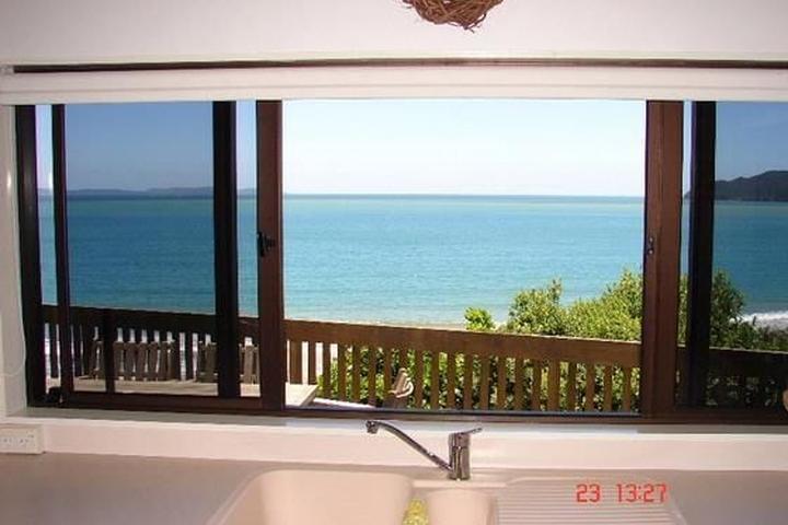 Pet Friendly Coopers Beach Front