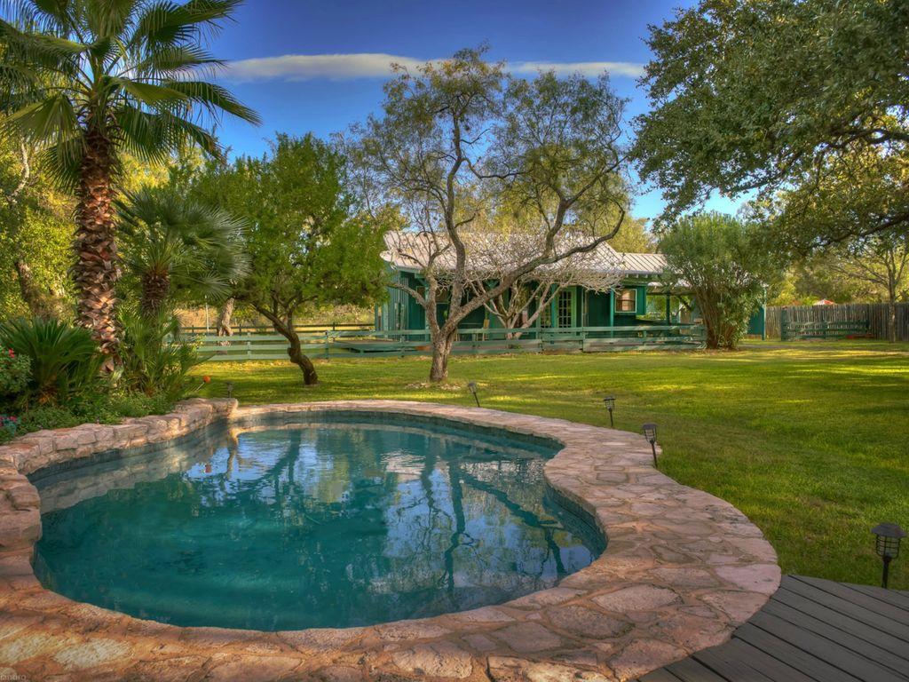 Shavano Park HomeAway Rentals Pet Policy