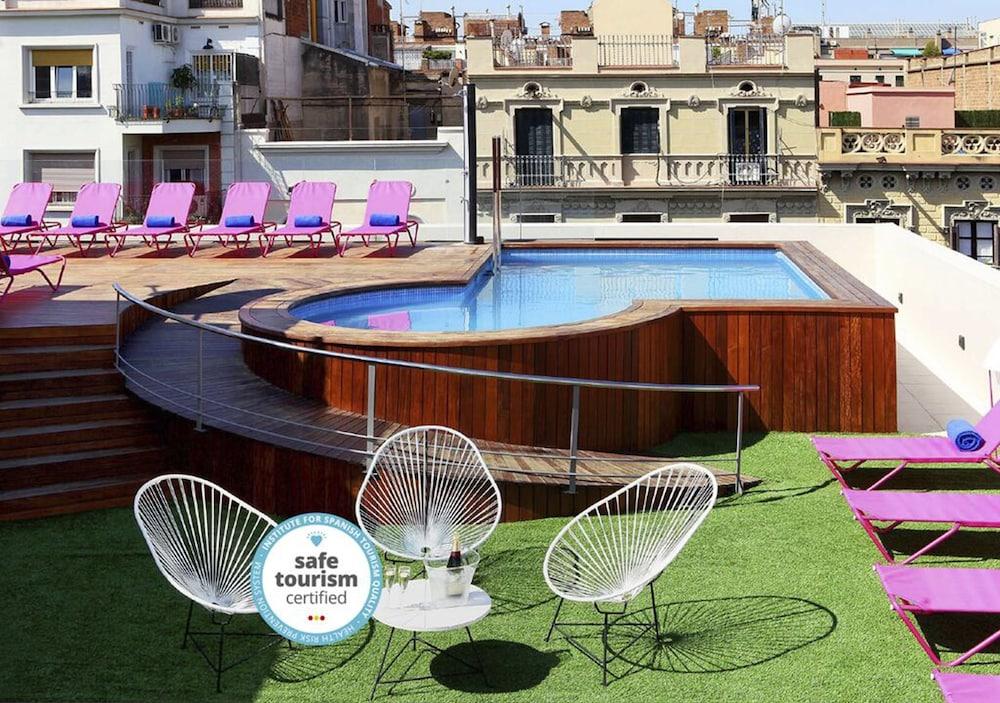 Pet Friendly TWO Hotel Barcelona by Axel - Adults Only