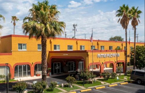 Pet Friendly Quality Hotel Americana Nogales