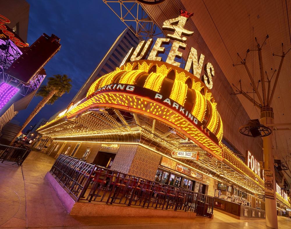 Four Queens Hotel and Casino Pet Policy