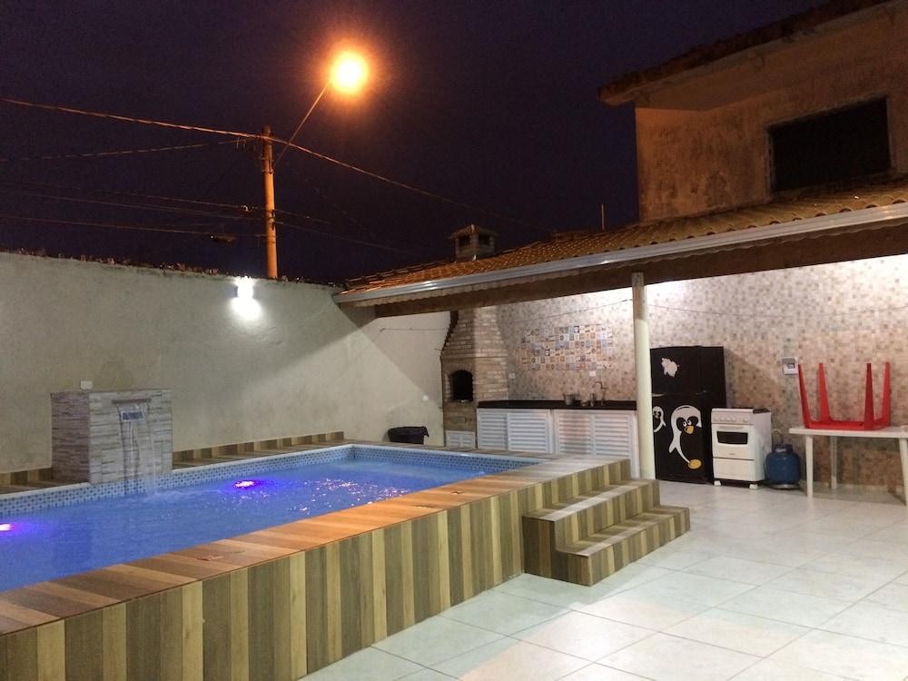 Pet Friendly House with Swimming Pool on Guilhermina Beach