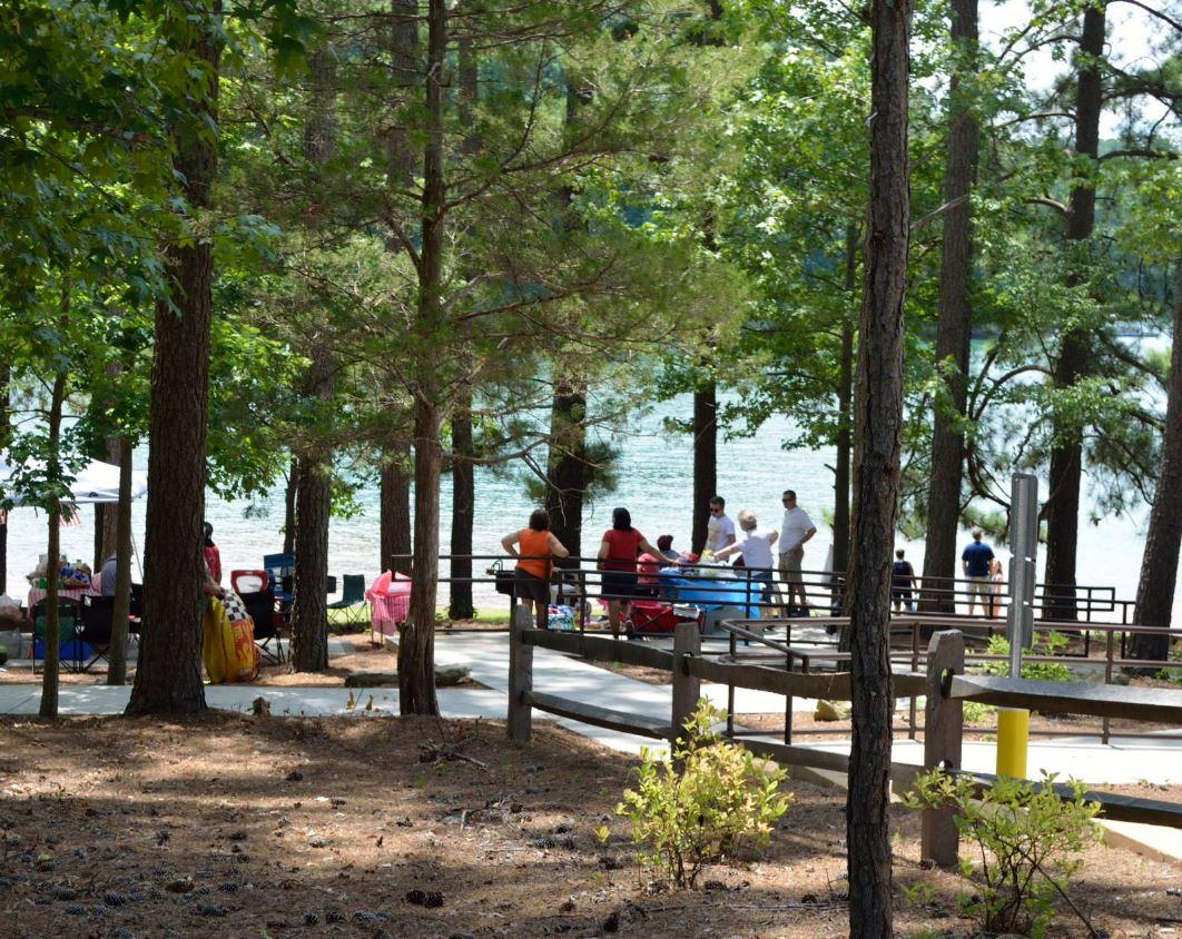 Pet Friendly Campgrounds In Seneca Sc Bringfido