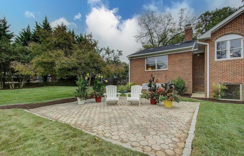 McLean House with Fenced Yard Pet Policy