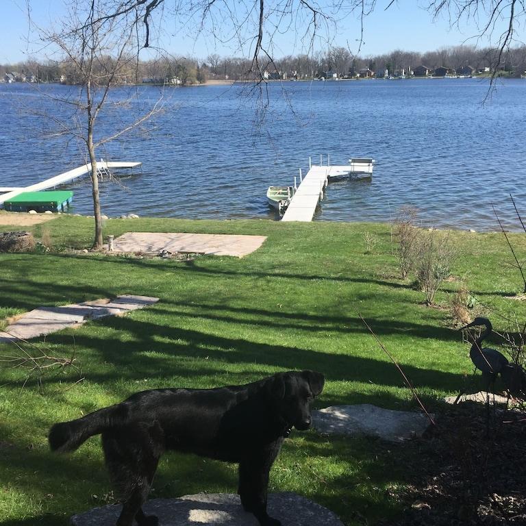 Pet Friendly House on Waubeesee Lake with Kayaks