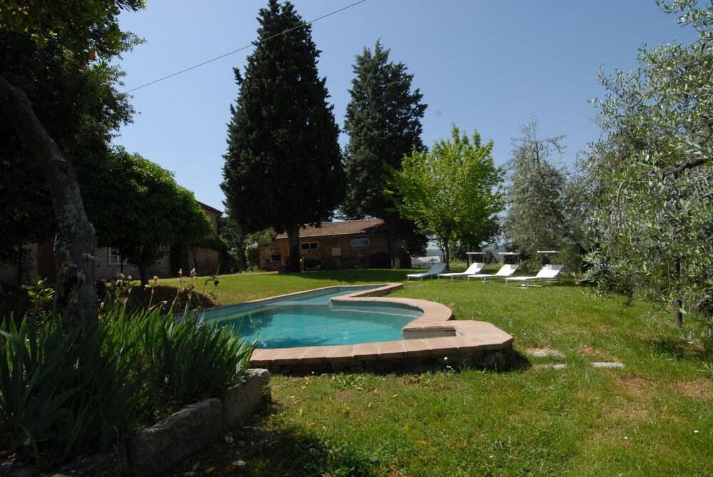 Pet Friendly Your Country House in Umbria