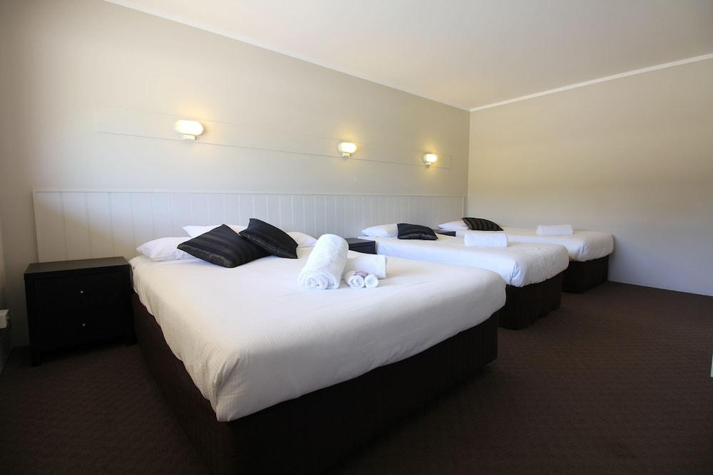 Pet Friendly Snowy Mountains Resort and Function Centre