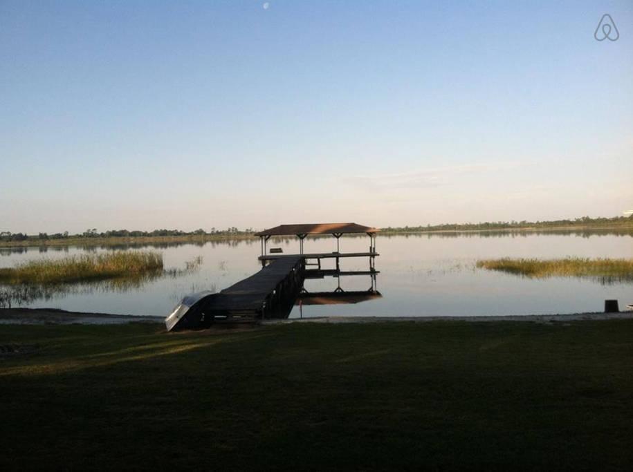 Pet Friendly Hotels in Avon Park, FL BringFido