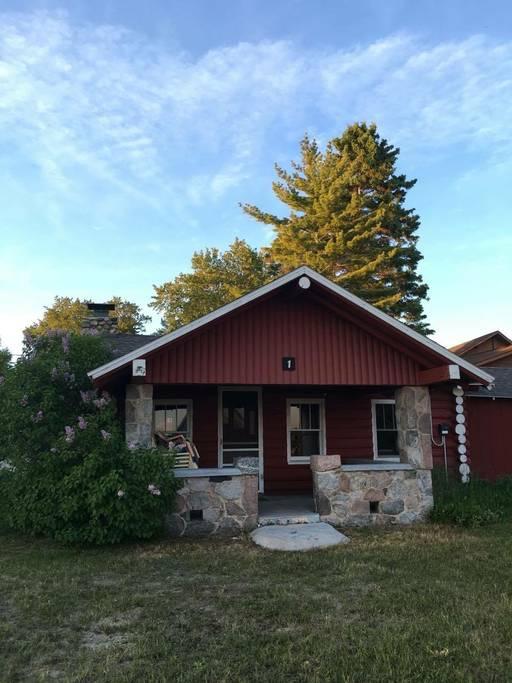 Cedarville Airbnb Rentals Pet Policy