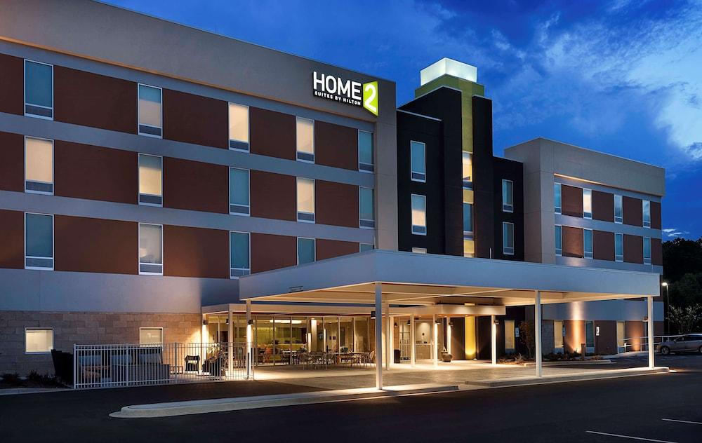 Pet Friendly Home2 Suites by Hilton Greenville Airport