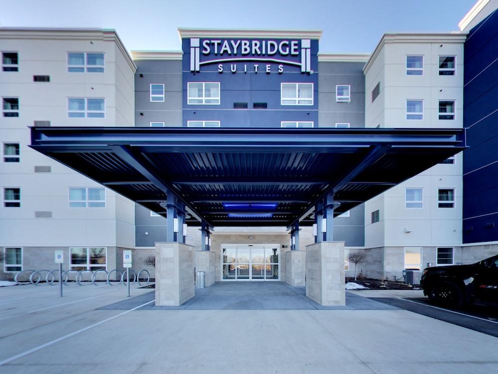 Pet Friendly Staybridge Suites Madison - Fitchburg an IHG Hotel