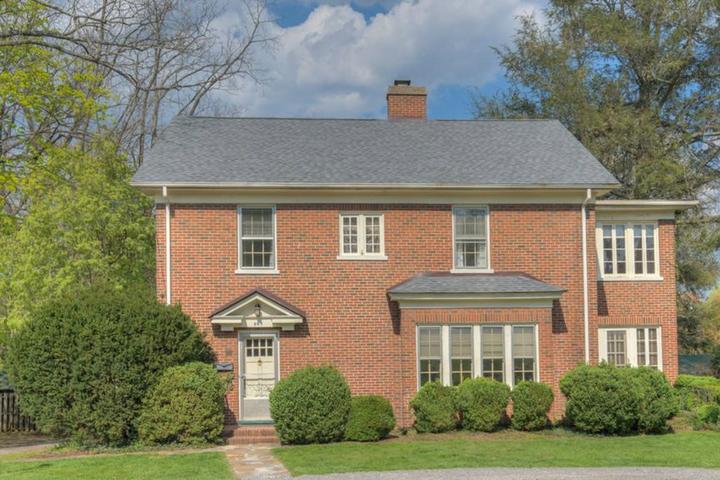 Pet Friendly Hotels In Radford Va Bringfido