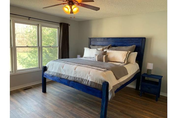 Pet Friendly The Woodland View Lake House