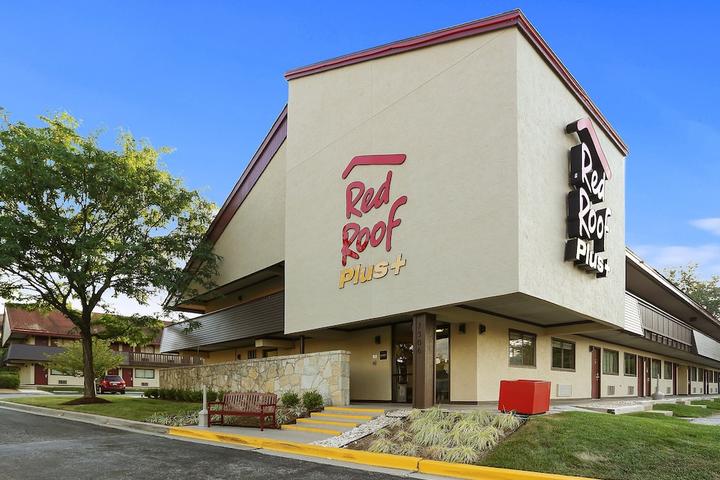 Pet Friendly Red Roof Inn PLUS+ Baltimore-Washington DC/ BWI South
