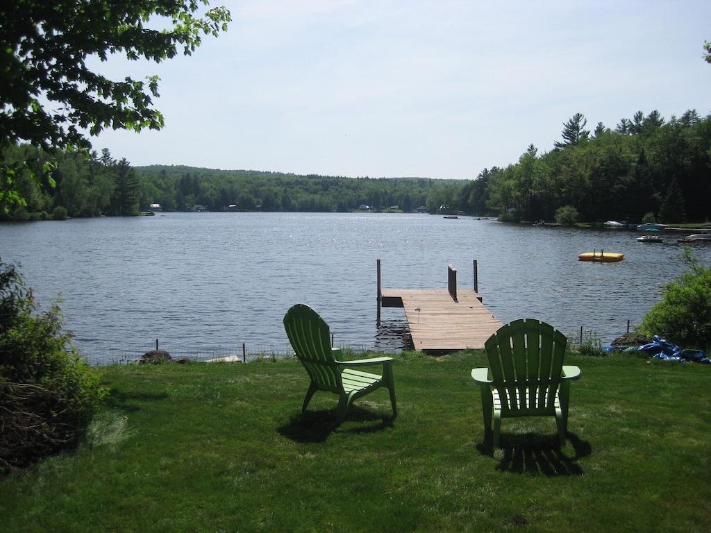 Pet Friendly 20 Minutes to Mount Sunapee