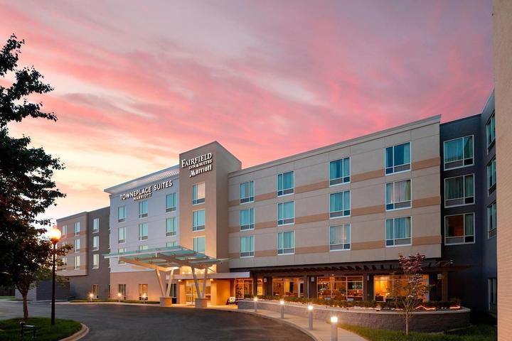 Pet Friendly TownePlace Suites by Marriott Louisville Northeast