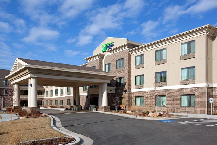 Pet Friendly Holiday Inn Express Hotel and Suites West Valley an IHG Hotel
