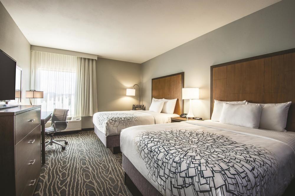 La Quinta Inn & Suites Kingman Pet Policy