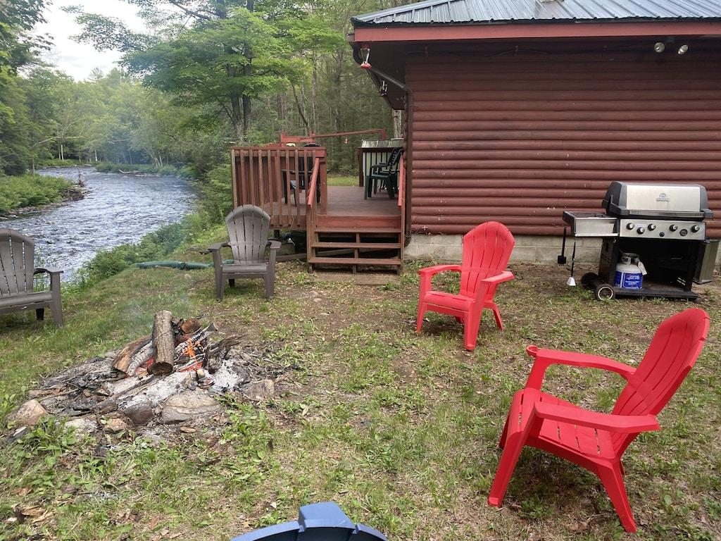 Pet Friendly Rustic Cottage at the Gut Conservation Area